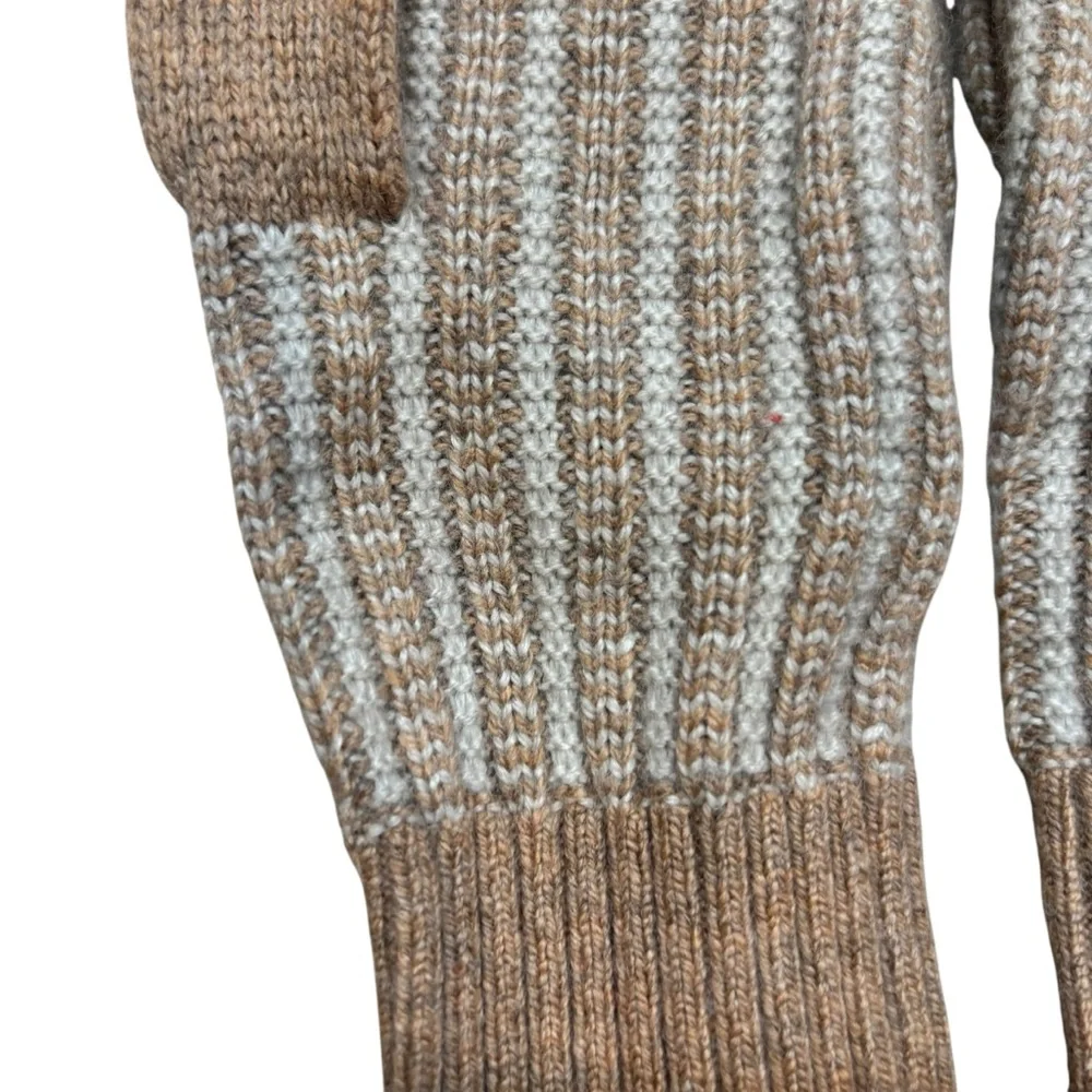 Ladies Tan and Ivory Knit Fingerless Mittens One‎ Size